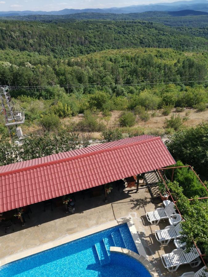 Family Hotel Arbanashka Sreshta Arbanasi Buitenkant foto