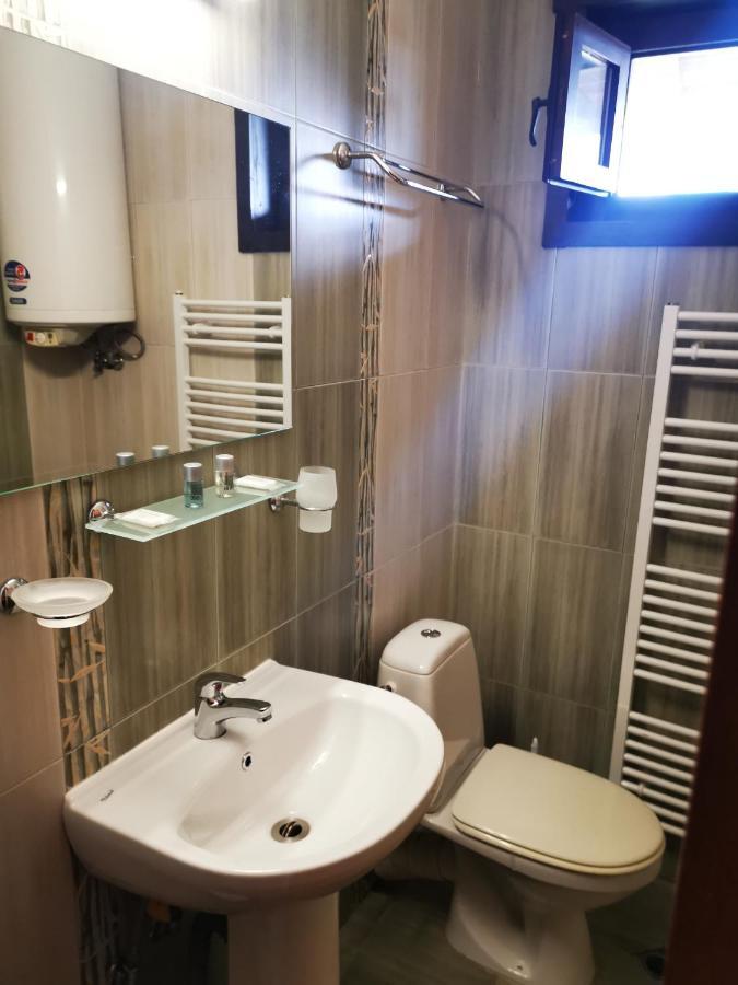 Family Hotel Arbanashka Sreshta Arbanasi Buitenkant foto